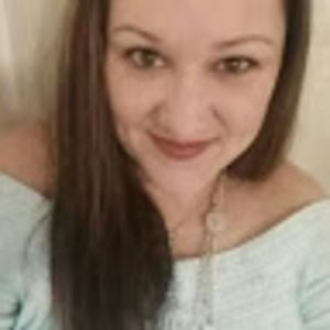 Meet your Posher, Angeliquic